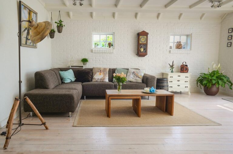 Home Versleten slot uit een oudere woning met slijtage en roest, representatief voor meest voorkomende slotproblemen in Bilthoven